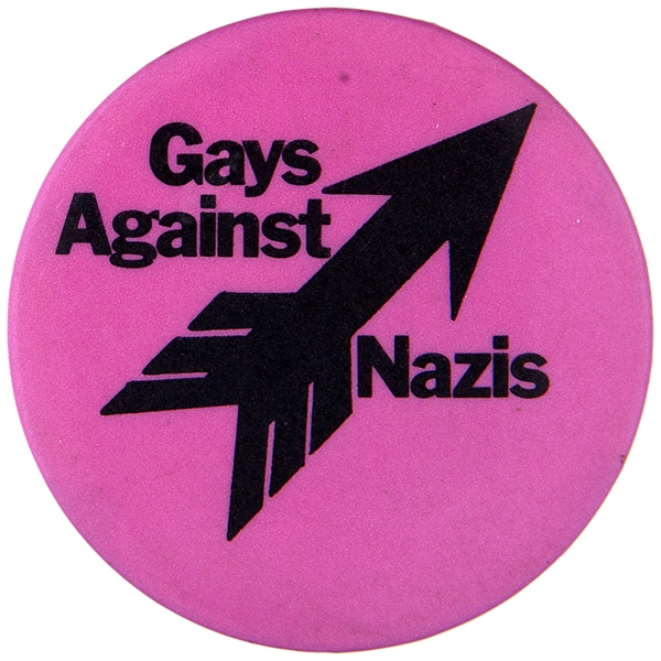 ENGLISH “GAYS AGAINST THE NAZIS” ANTI NAZI LEAGUE BUTTON.