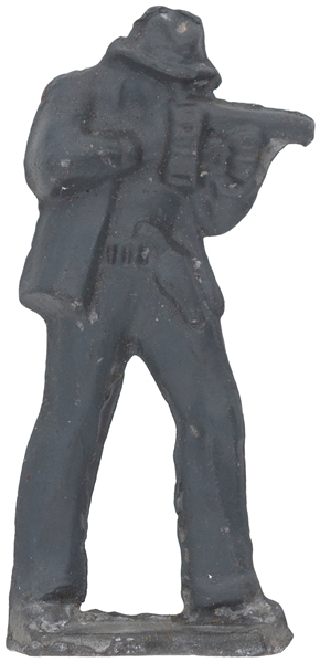 G-MAN OR GANGSTER LEAD FIGURE WITH TOMMY GUN AND PISTOL.