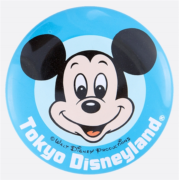 TOKYO DISNEYLAND WITH MICKEY MOUSE OFFICIAL DISNEY LITHO BUTTON.
