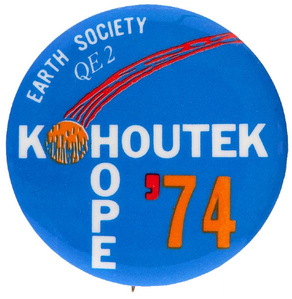 'DUD' COMET KOHOUKET 1974 BUTTON.