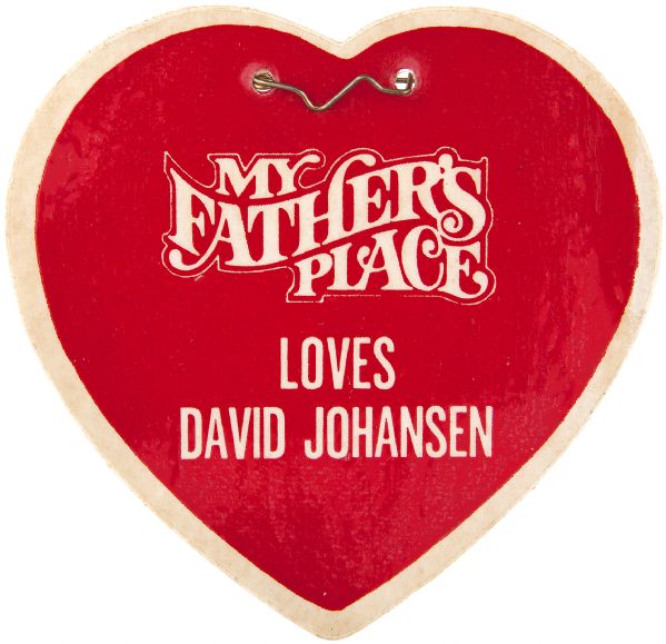 NYC RESTAURANT FIGURAL HEART PROMO BADGE FOR DAVID JOHANSEN / BUSTER POINDEXTER MUSIC BADGE.