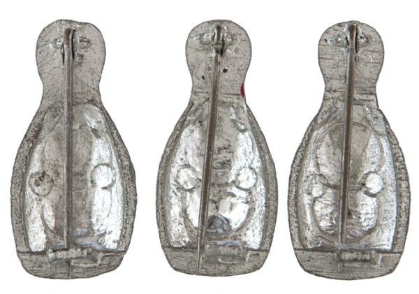 “BB” 1930s STYLE WHITE CAST METAL BOWLING PIN TRIO.