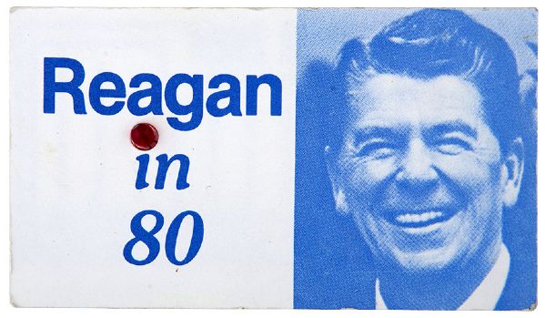 “REAGAN IN 80” PORTRAIT WITH FLASHING LIGHT EARLY ELECTRONIC BUTTON.